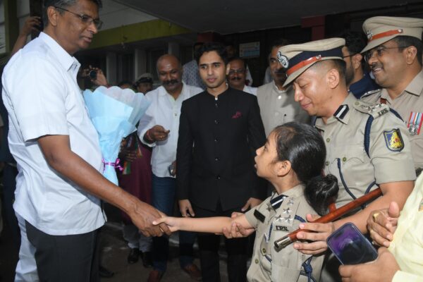 ಸ್ವಾತಂತ್ರ್ಯೋತ್ಸವಕ್ಕೆ ವಿಶೇಷ ಮೆರಗು ತಂದುಕೊಟ್ಟ ಪುಟ್ಟ ಡಿಐಜಿ ಅದ್ಲಿನ್…!!