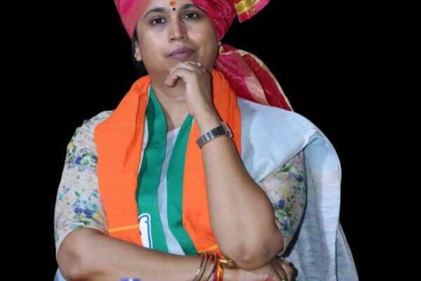 भ्रष्टाचाराच्या पैशांचा राजकारणासाठी वापर – आरोप