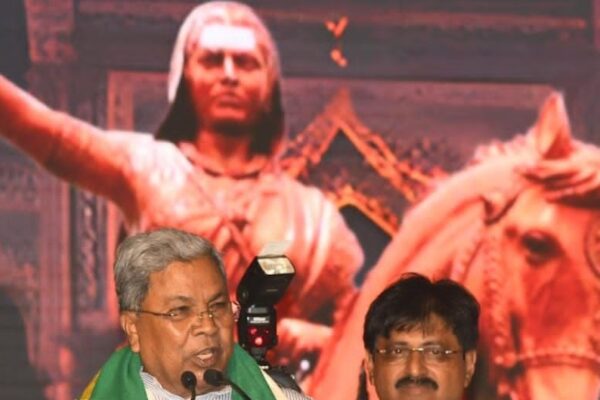 ಕಿತ್ತೂರು ಉತ್ಸವದಲ್ಲಿ ಕನ್ನಡ ಕಲಾವಿದರಿಗೆ ಅವಮಾನ..!